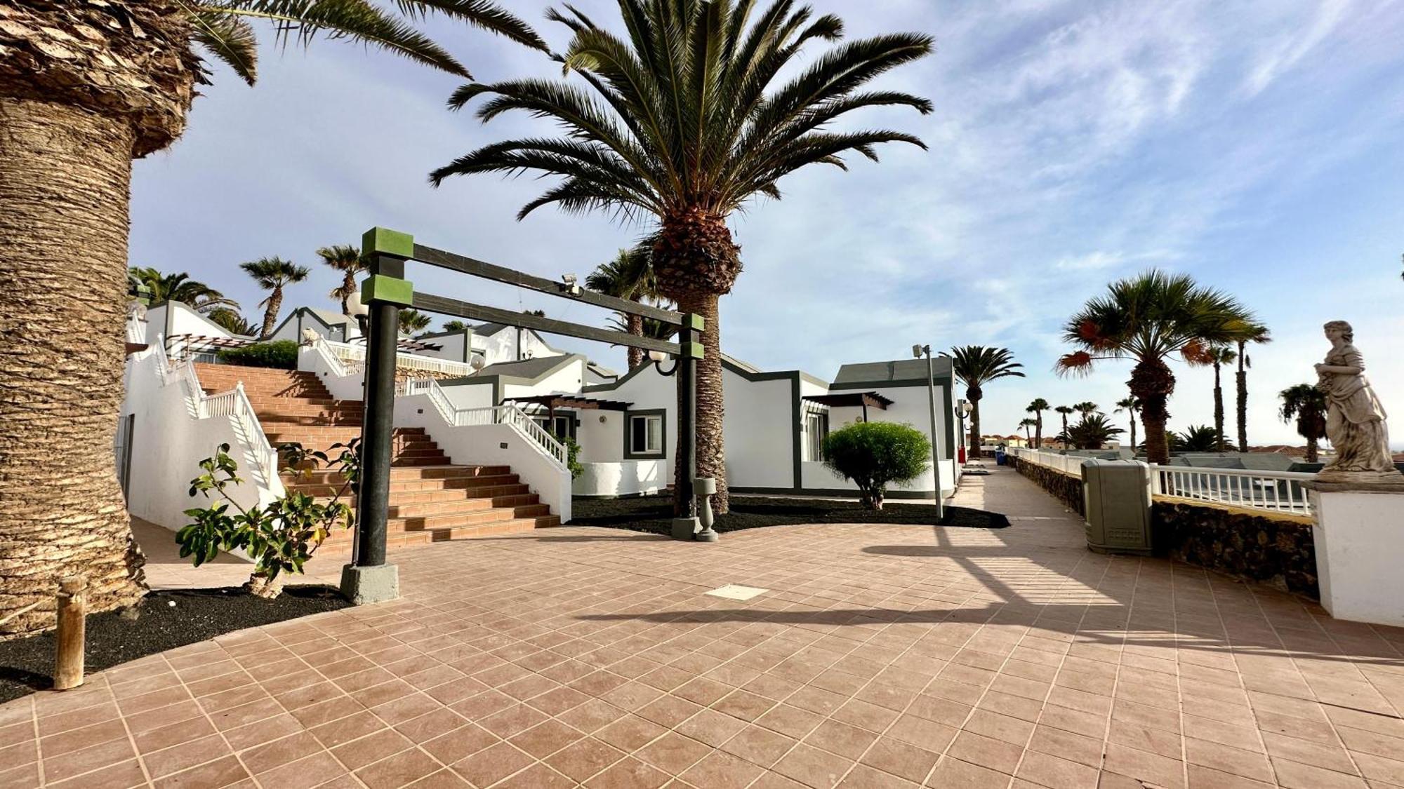 Aparthotel Caleta Dorada Caleta De Fuste Exterior foto